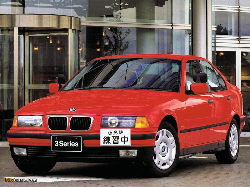 Images of BMW 318i Sedan JP-spec (E36) 1990–98 (800 x 600)