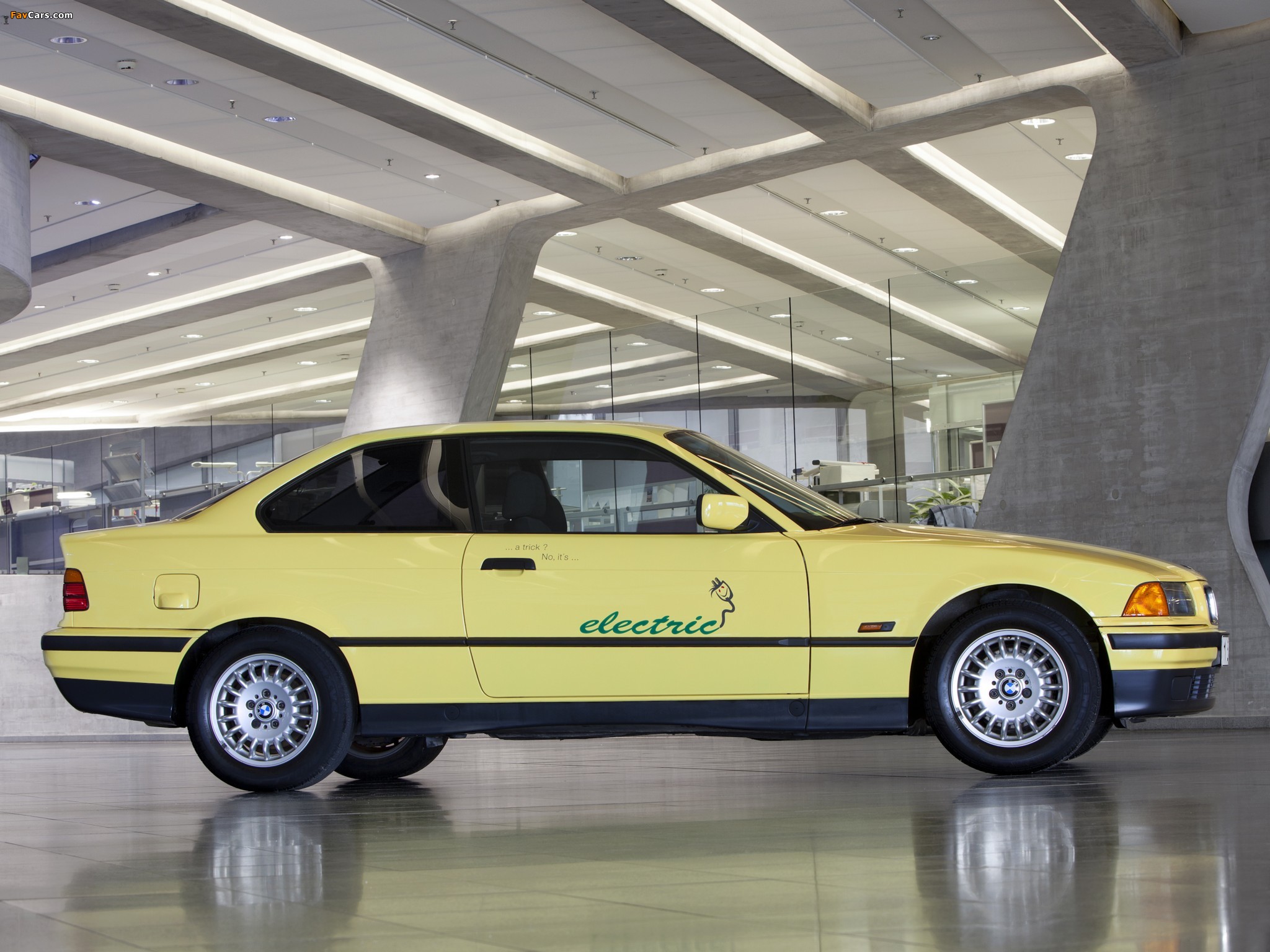 Images of BMW 3 Series Coupe Electro-Antrieb (E36) 1995 (2048 x 1536)