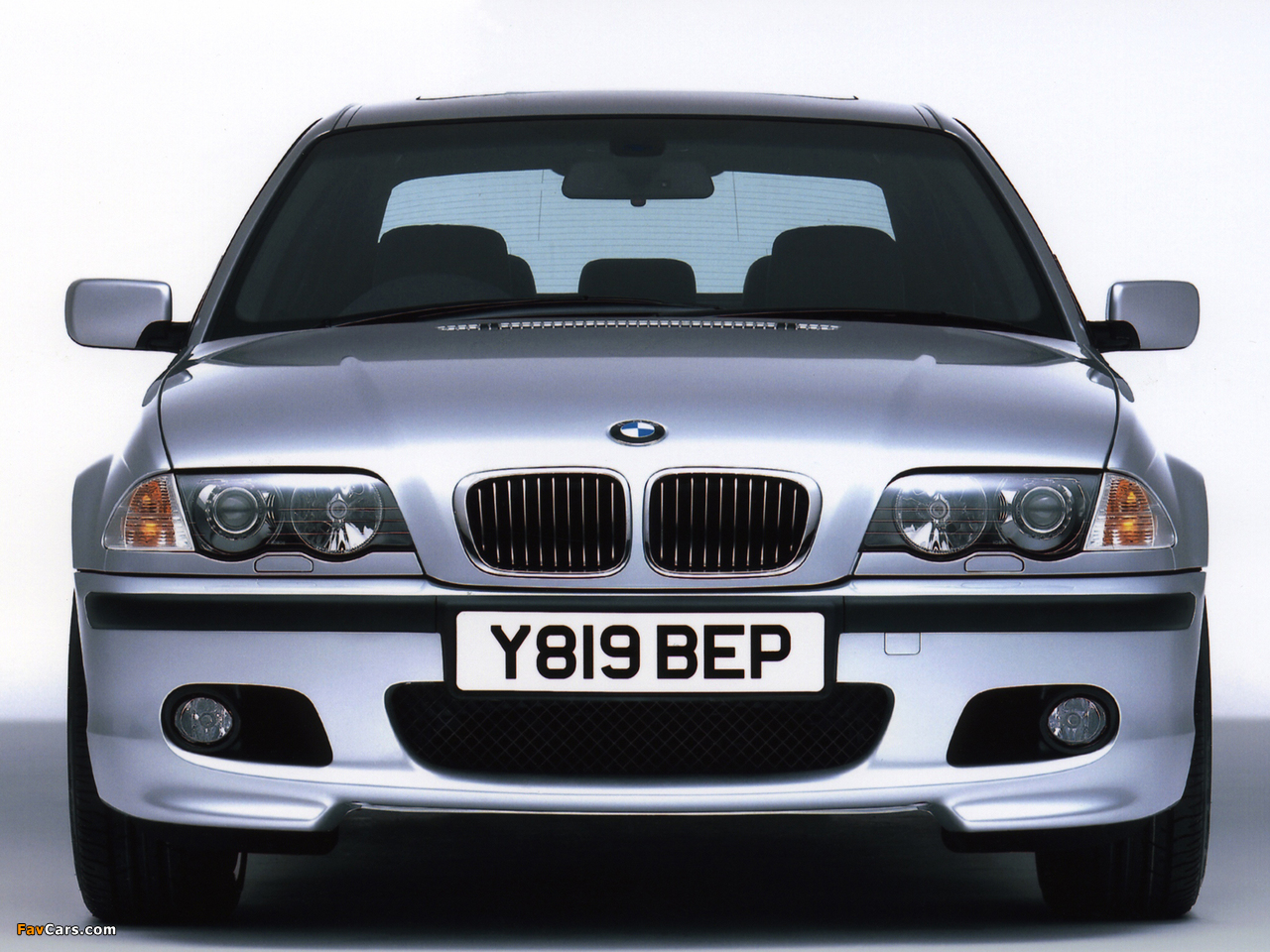 Images of BMW 330i Sport Sedan UK-spec (E46) 1998–2001 (1280 x 960)