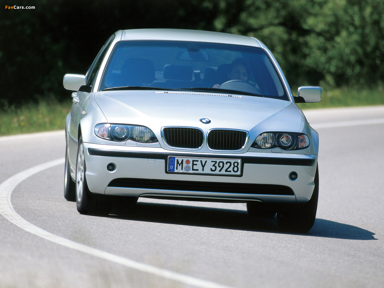 Images of BMW 318i Sedan (E46) 2001–05 (1280 x 960)