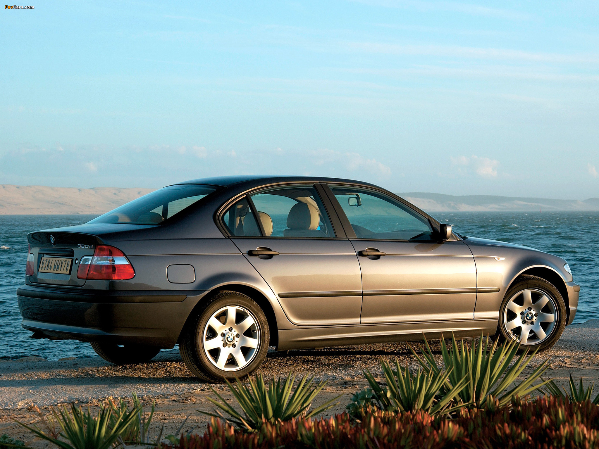 Images of BMW 320d Sedan (E46) 2001–05 (2048 x 1536)