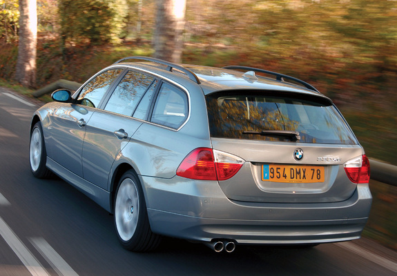 Images of BMW 330xd Touring (E91) 2006–08