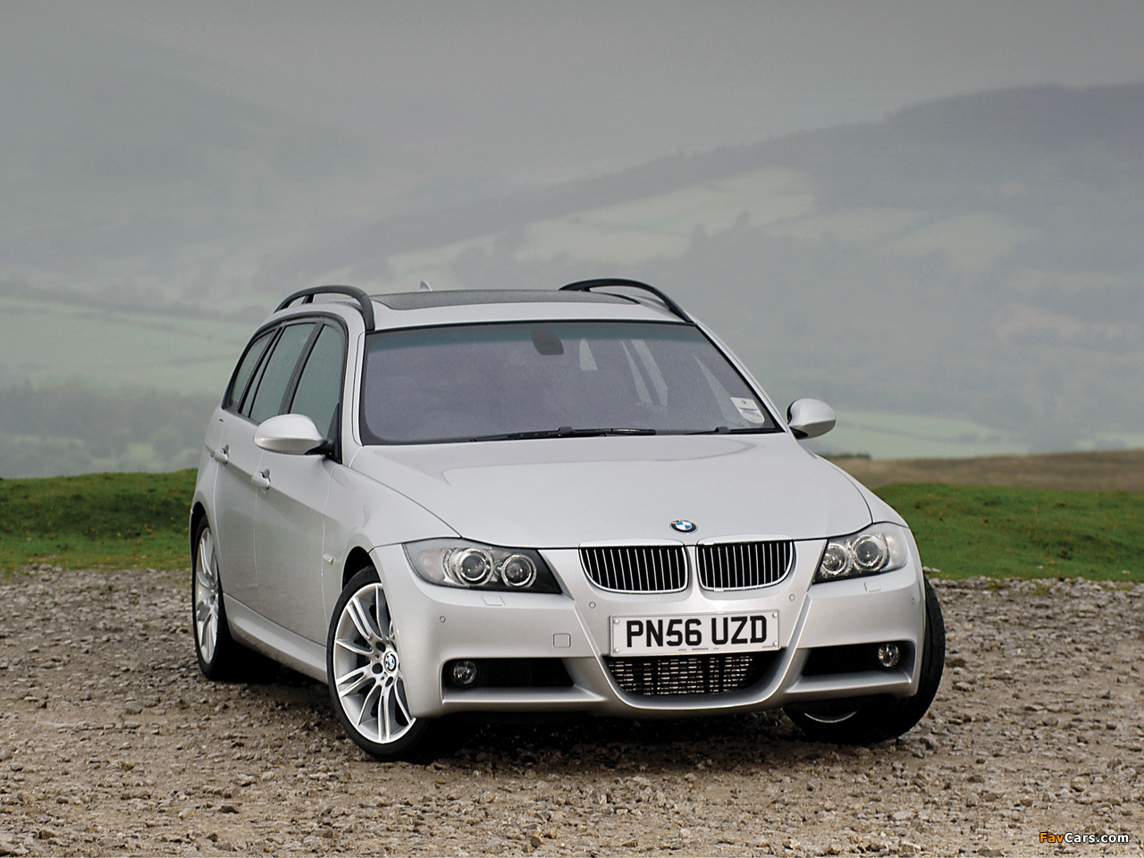 Images of BMW 335i Touring M Sports Package UK-spec (E91) 2006 (1280 x 960)