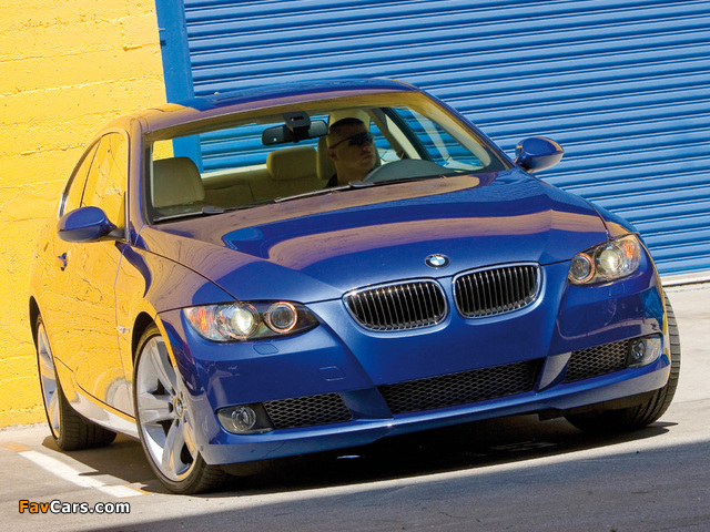 Images of BMW 335i Coupe US-spec (E92) 2007–10 (640 x 480)
