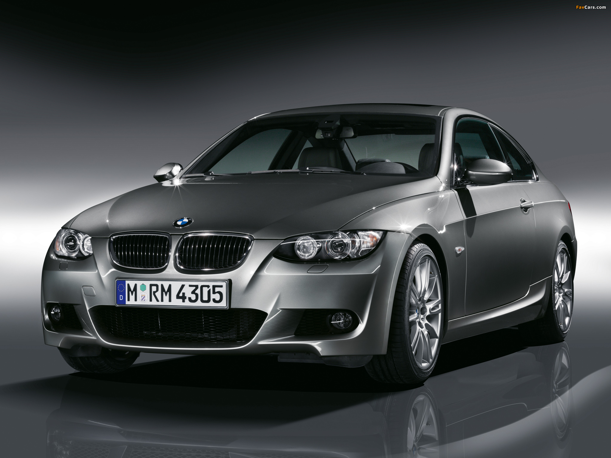 Images of BMW 330d Coupe M Sports Package (E92) 2007–10 (2048 x 1536)