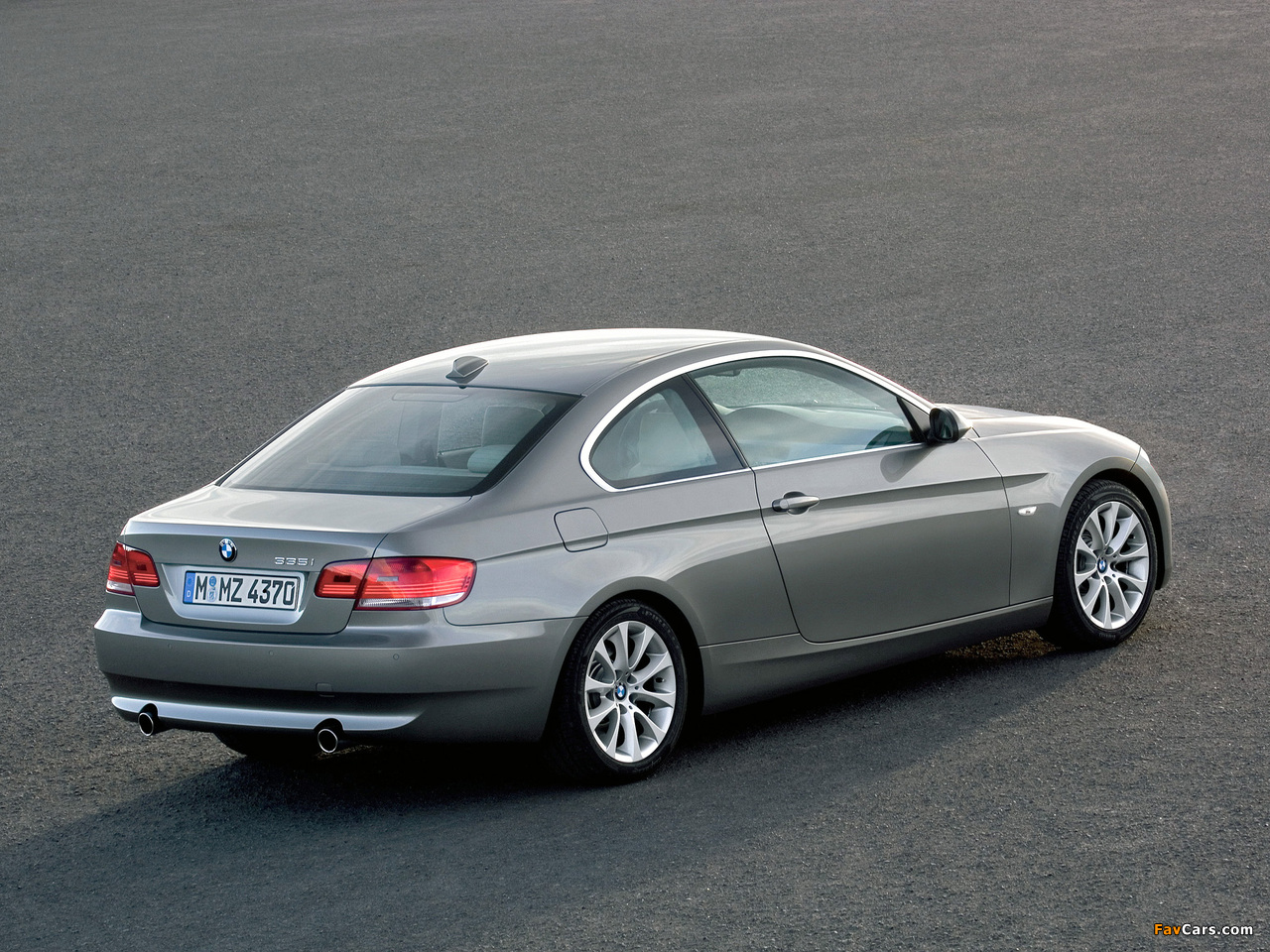 Images of BMW 335i Coupe (E92) 2007–10 (1280 x 960)