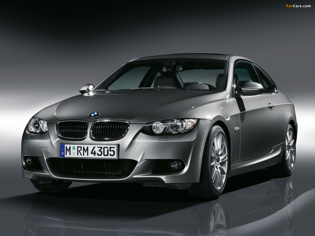 Images of BMW 330d Coupe M Sports Package (E92) 2007–10 (1280 x 960)