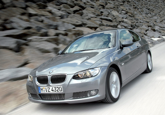 Images of BMW 335i Coupe (E92) 2007–10