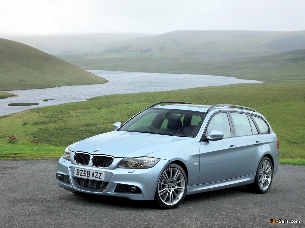 Images of BMW 330d Touring M Sports Package UK-spec (E91) 2008–12 (1024 x 768)