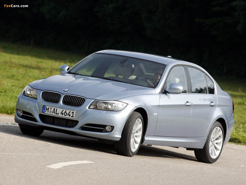 Images of BMW 335i Sedan (E90) 2008–11 (1024 x 768)