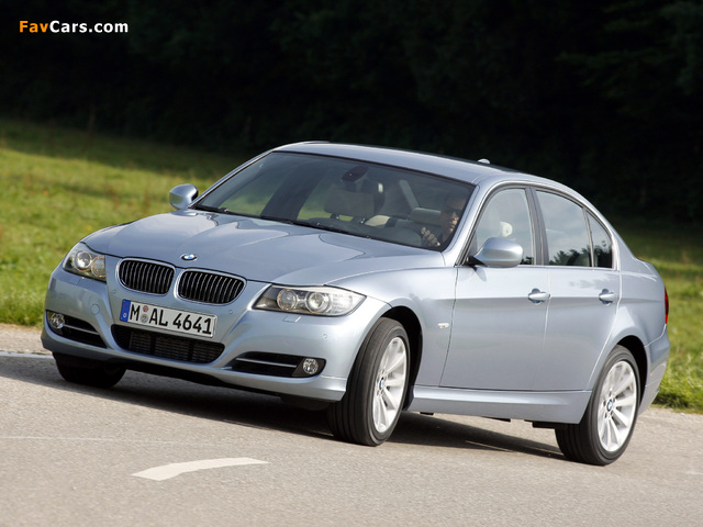 Images of BMW 335i Sedan (E90) 2008–11 (640 x 480)