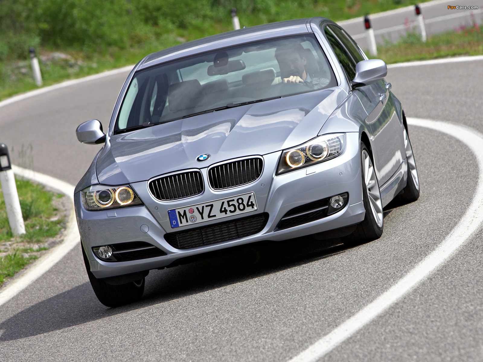 Images of BMW 335i Sedan (E90) 2008–11 (1600 x 1200)