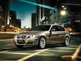 Images of BMW 320i Sedan Excellence Edition (E90) 2010
