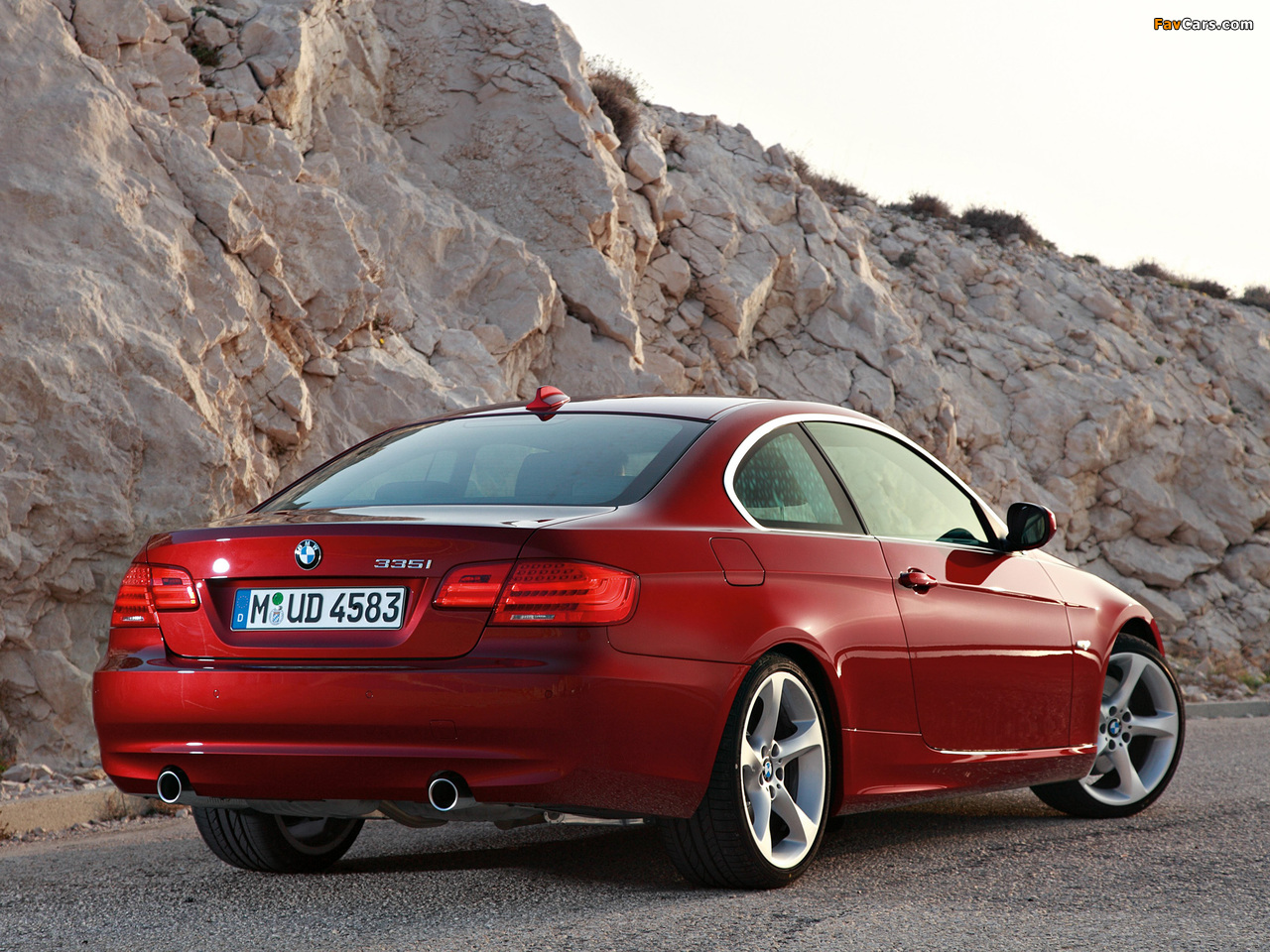 Images of BMW 335i Coupe (E92) 2010 (1280 x 960)