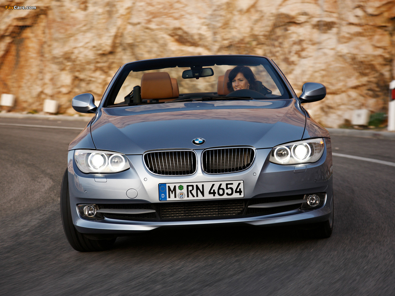 Images of BMW 335i Cabrio (E93) 2010 (1280 x 960)