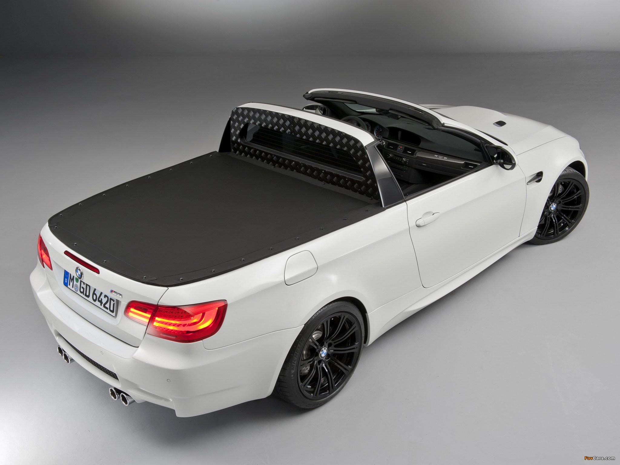 Images of BMW M3 Pickup (E93) 2011 (2048 x 1536)