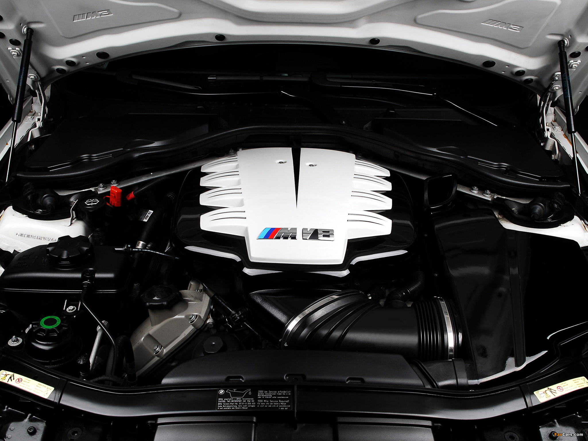 Images of IND BMW M3 Coupe (E92) 2011 (2048 x 1536)