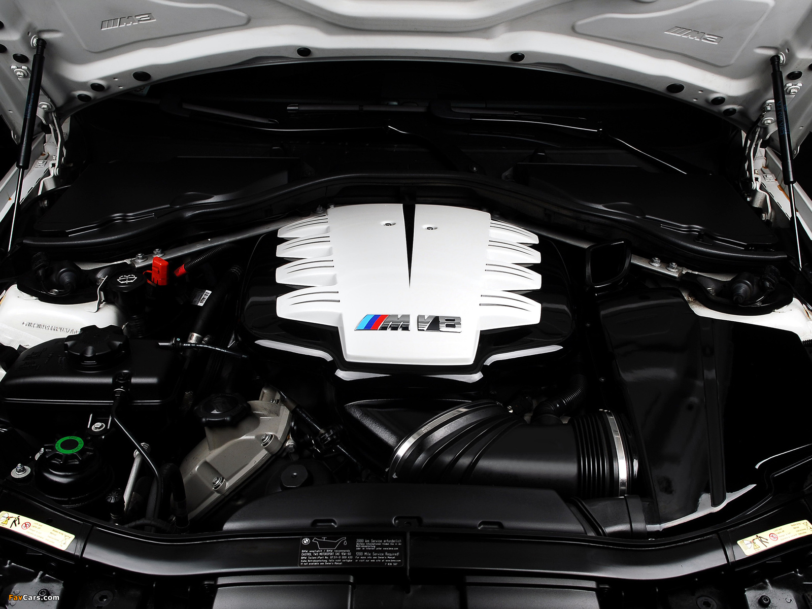 Images of IND BMW M3 Coupe (E92) 2011 (1600 x 1200)