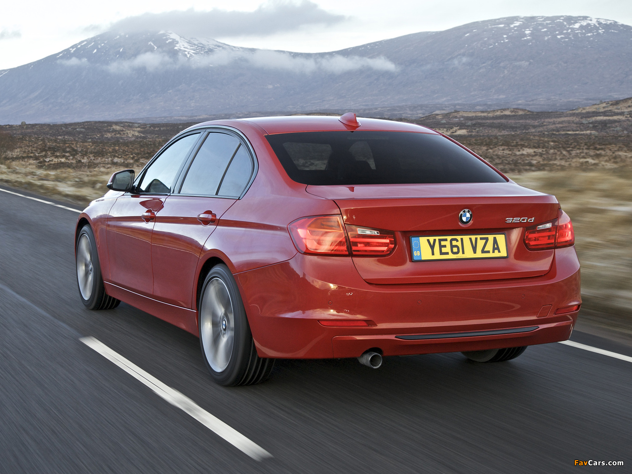 Images of BMW 320d Sedan Sport Line UK-spec (F30) 2012 (1280 x 960)