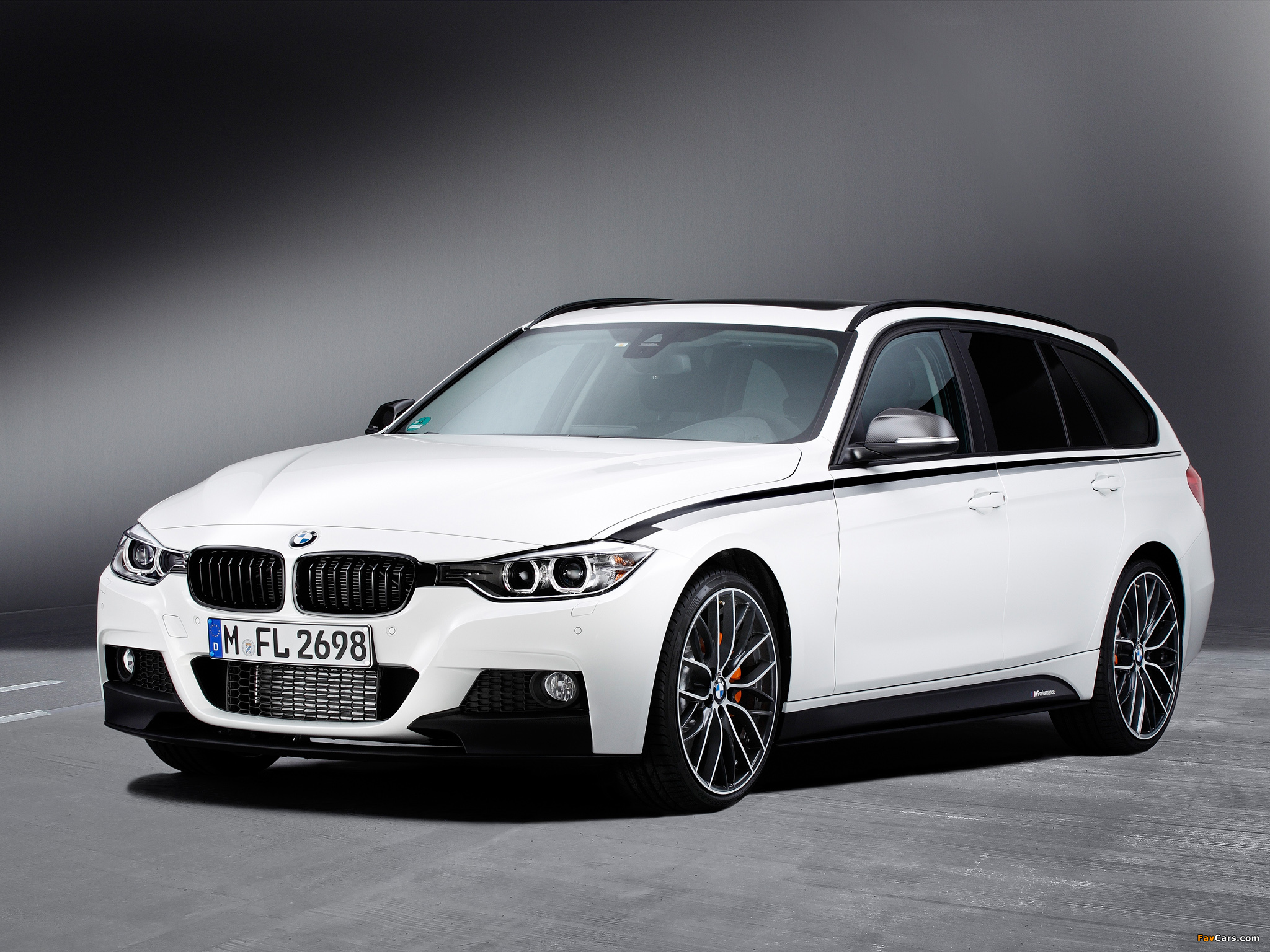Images of BMW 3 Series Touring Performance Accessories (F31) 2012 (2048 x 1536)
