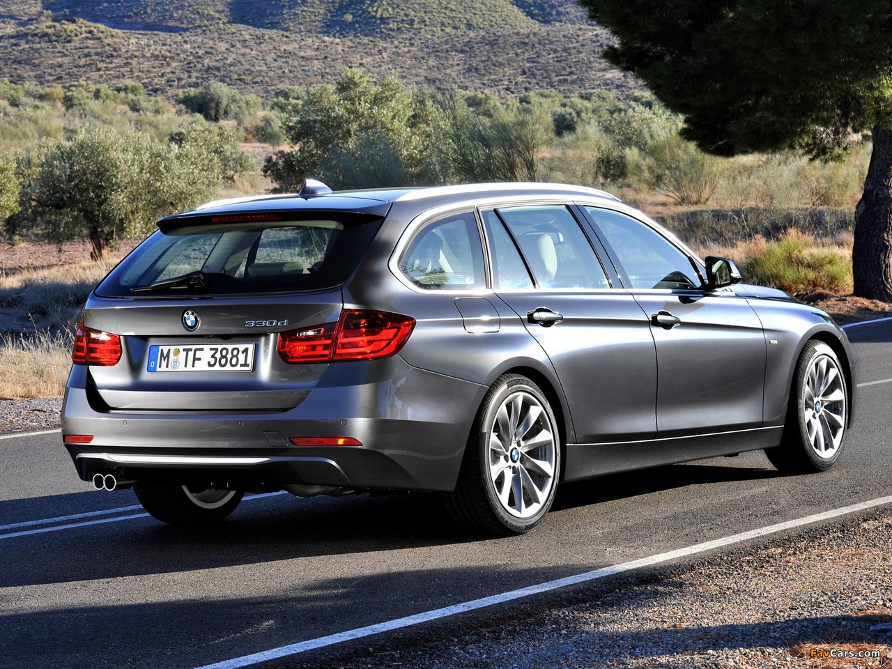 Images of BMW 330d Touring Modern Line (F31) 2012 (1280 x 960)