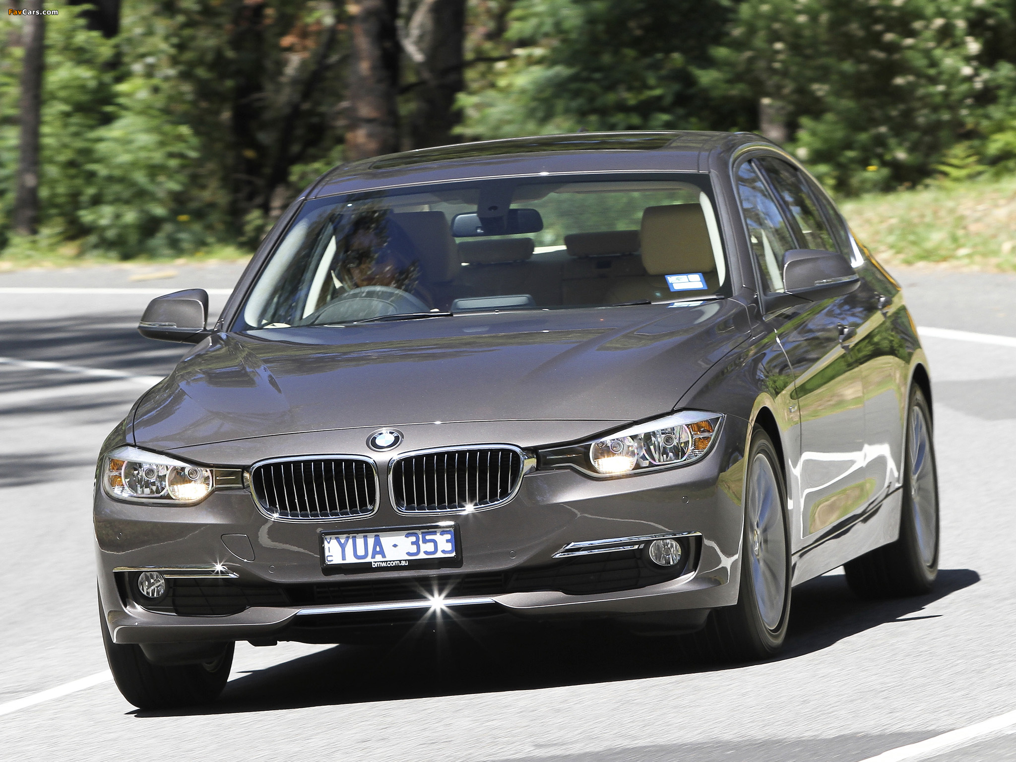 Images of BMW 320d Sedan Modern Line AU-spec (F30) 2012 (2048 x 1536)