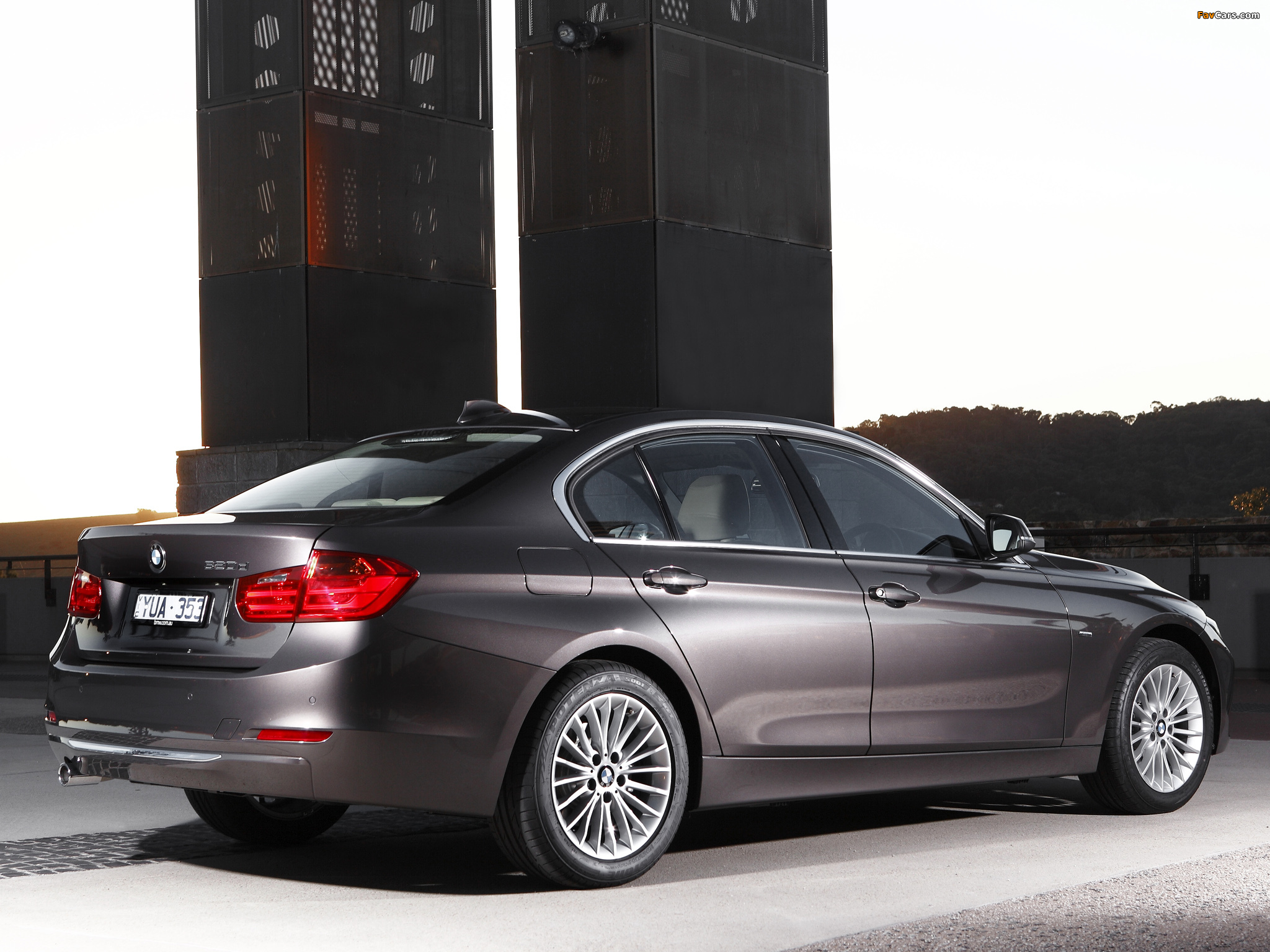 Images of BMW 320d Sedan Modern Line AU-spec (F30) 2012 (2048 x 1536)
