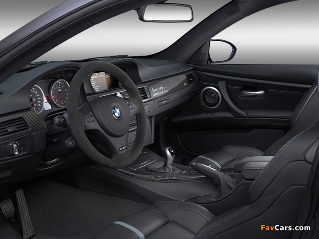 Images of BMW M3 DTM Champion Edition (E92) 2013 (640 x 480)
