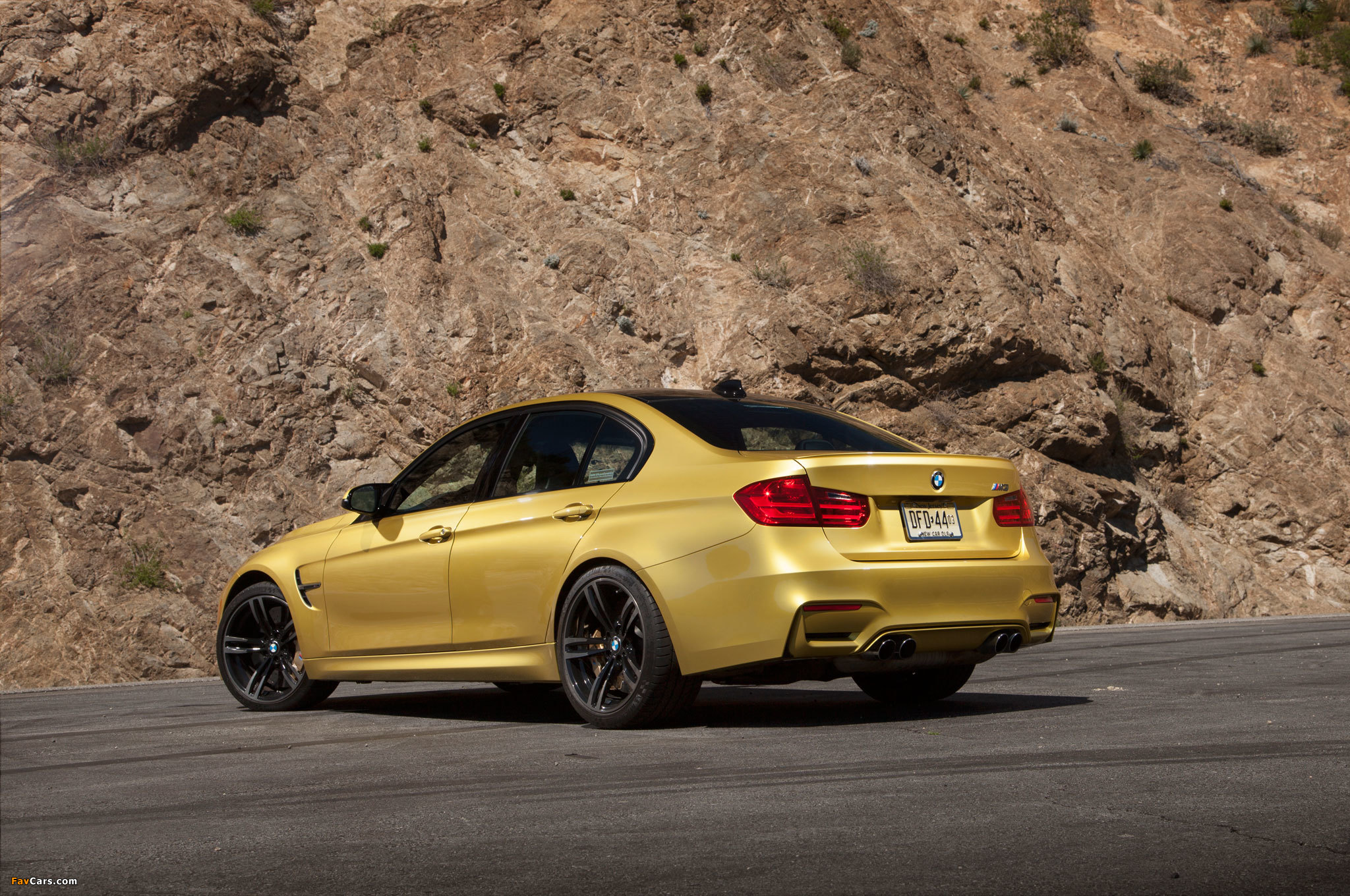 Images of BMW M3 North America (F80) 2014 (2048 x 1360)