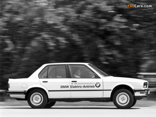 Images of BMW 325iX Sedan Elektro-Antrieb (E30) (640 x 480)