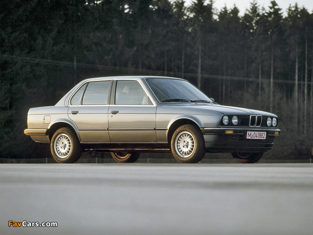 Images of BMW 320i Sedan (E30) 1982–91 (640 x 480)