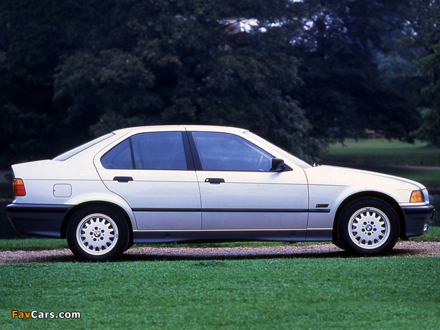 Images of BMW 325i Sedan (E36) 1991–95 (640 x 480)