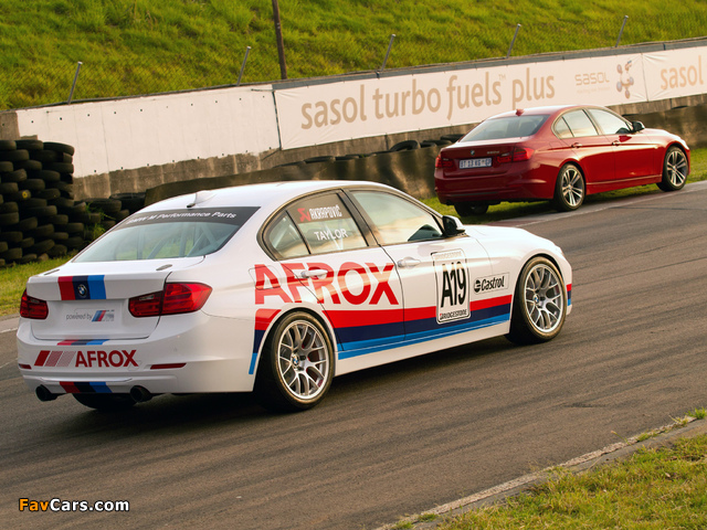 Photos of BMW 3 Series F30 (640 x 480)