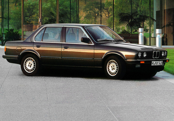Photos of BMW 325e Sedan (E30) 1983–88