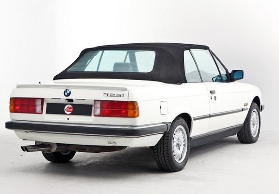 Photos of BMW 325i Cabrio UK-spec (E30) 1986–93