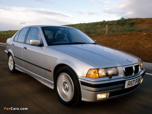 Photos of BMW 320i Sedan (E36) 1991–98 (640 x 480)