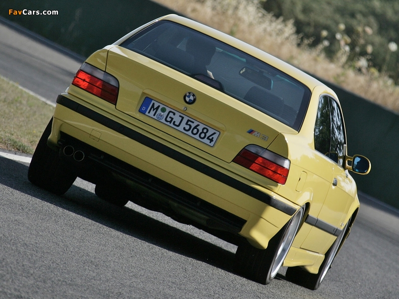 Photos of BMW M3 Coupe (E36) 1992–98 (800 x 600)