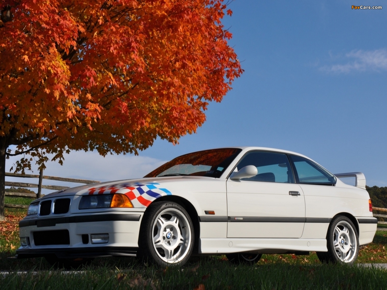 Photos of BMW M3 Lightweight (E36) 1995 (1280 x 960)