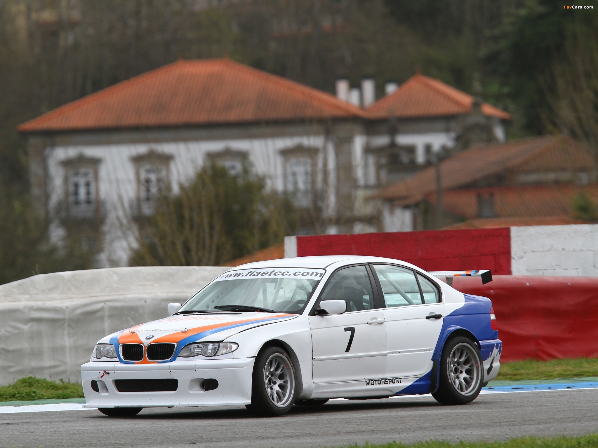 Photos of BMW 320i ETCC Sedan (E46) 2003–04 (2048 x 1536)