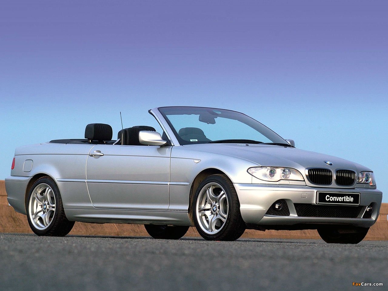 Photos of BMW 330Ci Cabrio ZA-spec (E46) 2003–06 (1280 x 960)