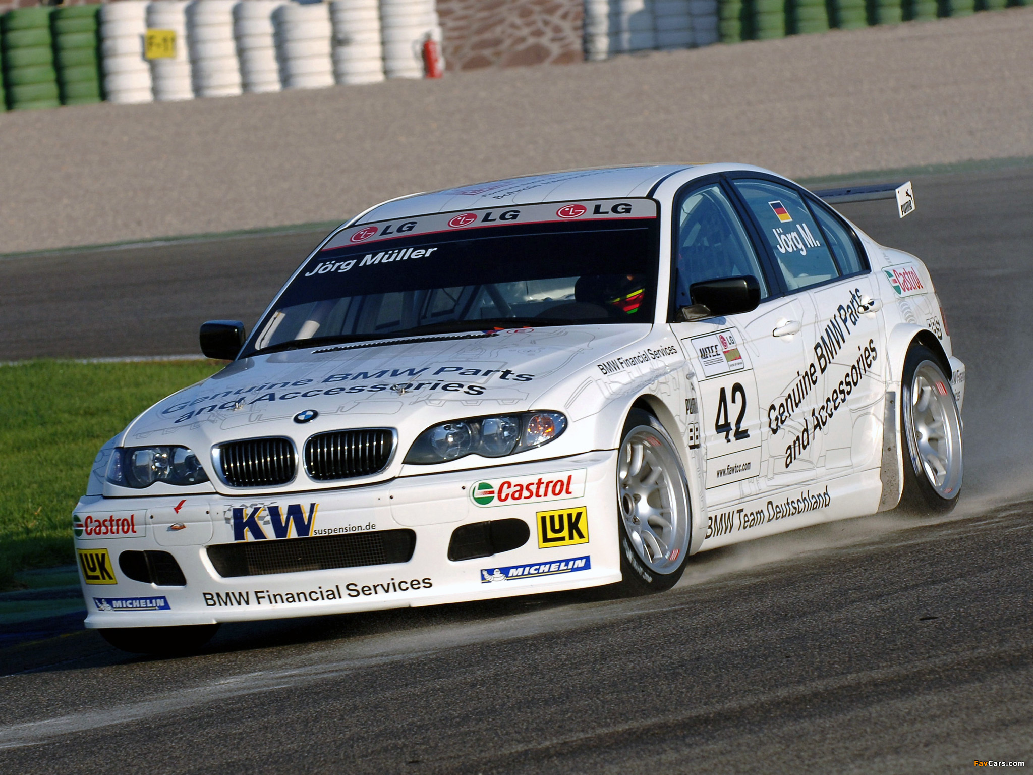 Photos of BMW 320i WTCC Sedan (E46) 2005 (2048 x 1536)