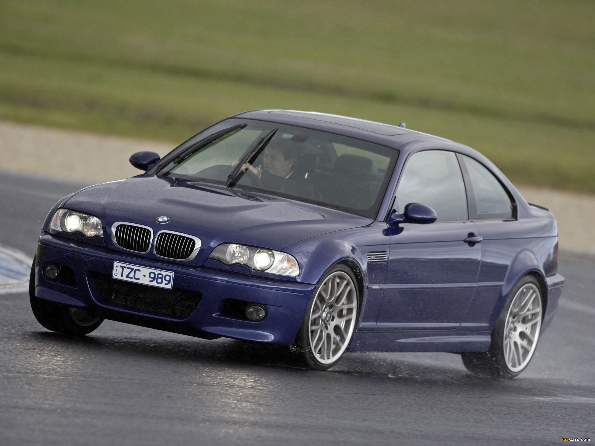 Photos of BMW M3 Coupe Competition Package AU-spec (E46) 2006–07 (2048 x 1536)