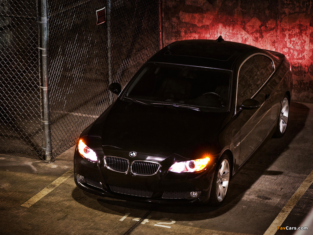 Photos of BMW 335i Coupe US-spec (E92) 2007–10 (1024 x 768)