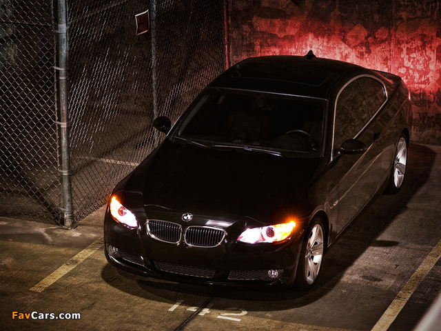 Photos of BMW 335i Coupe US-spec (E92) 2007–10 (640 x 480)