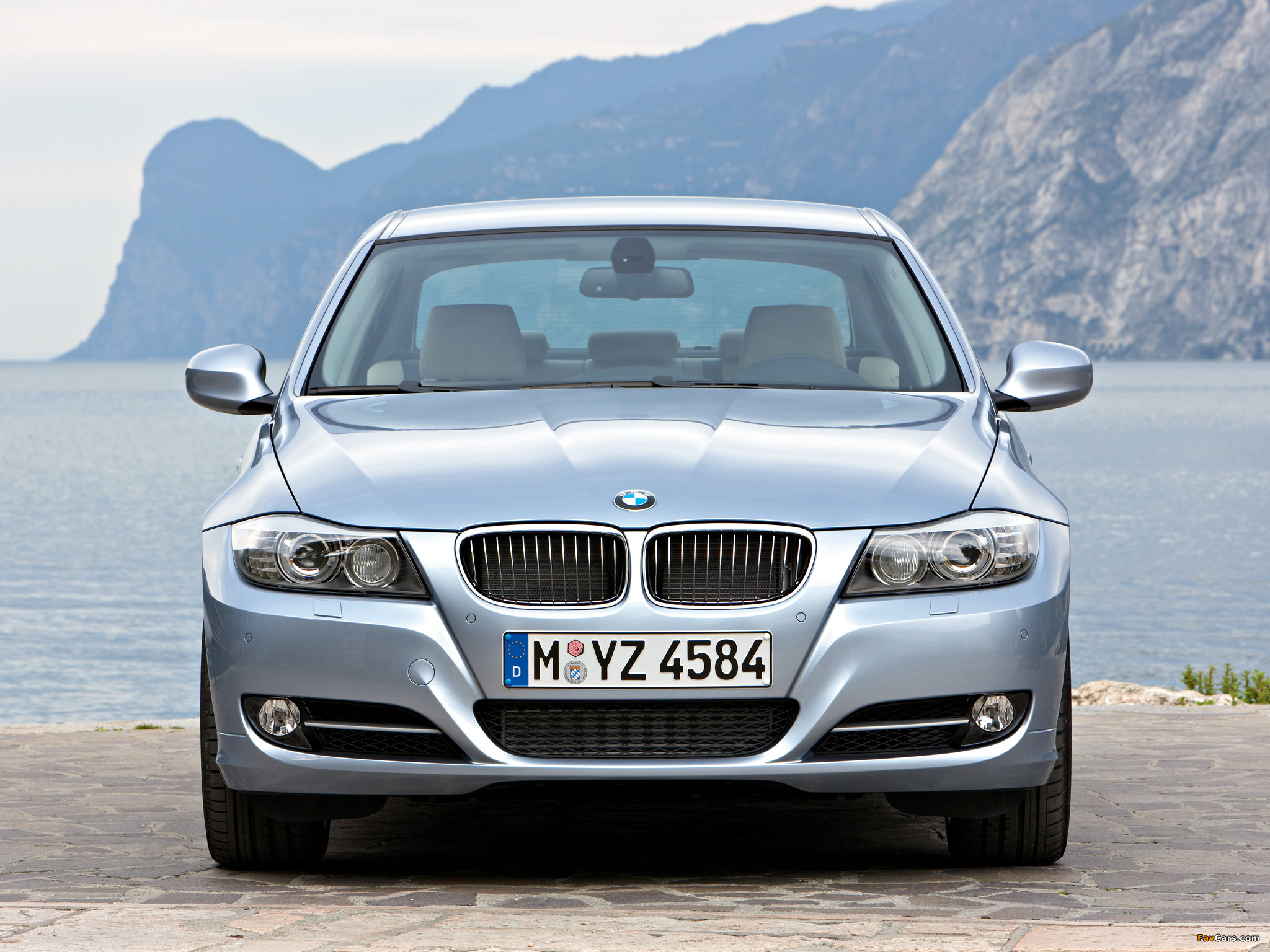 Photos of BMW 335i Sedan (E90) 2008–11 (2048 x 1536)