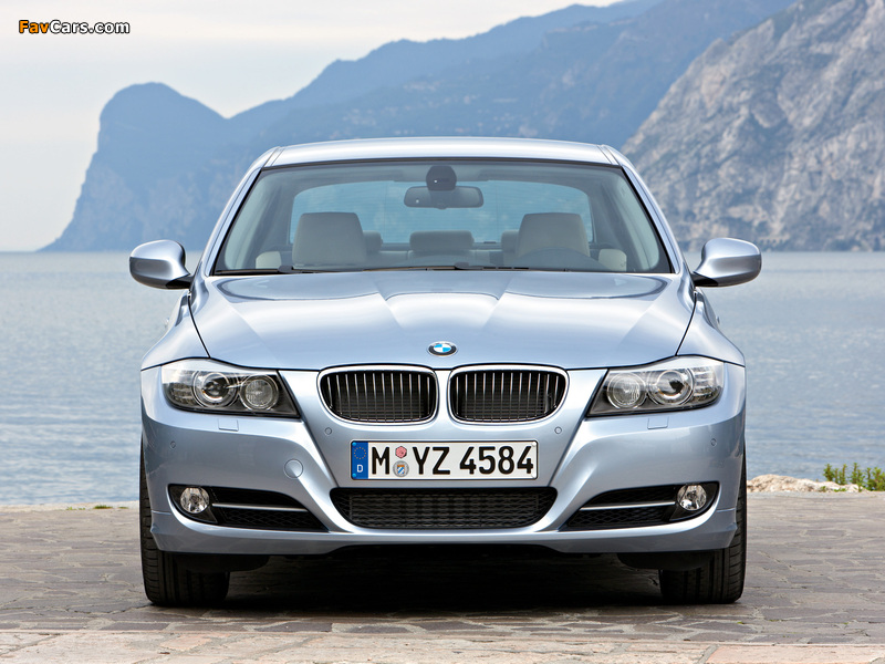 Photos of BMW 335i Sedan (E90) 2008–11 (800 x 600)