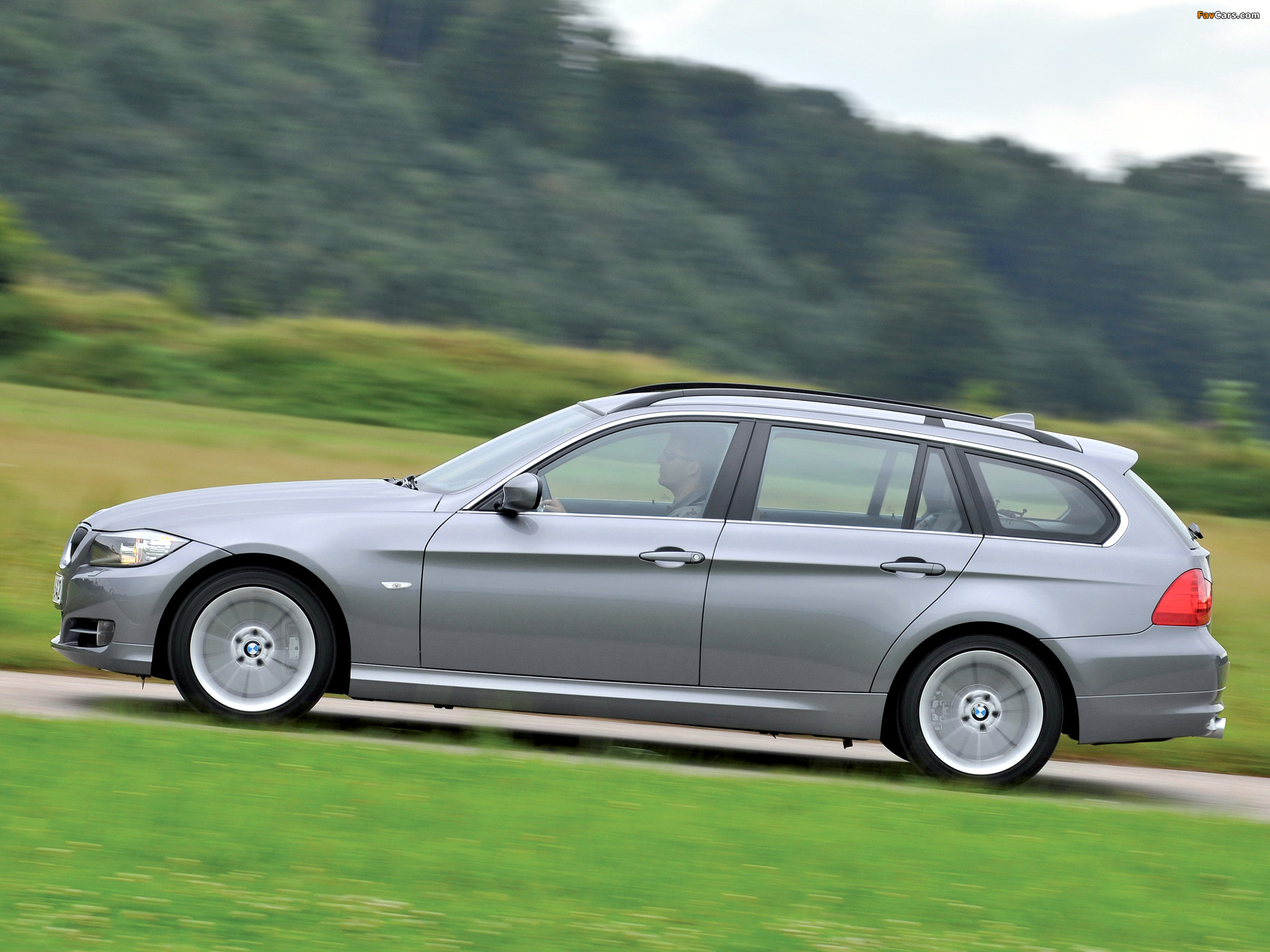 Photos of BMW 335d Touring (E91) 2008–12 (2048 x 1536)