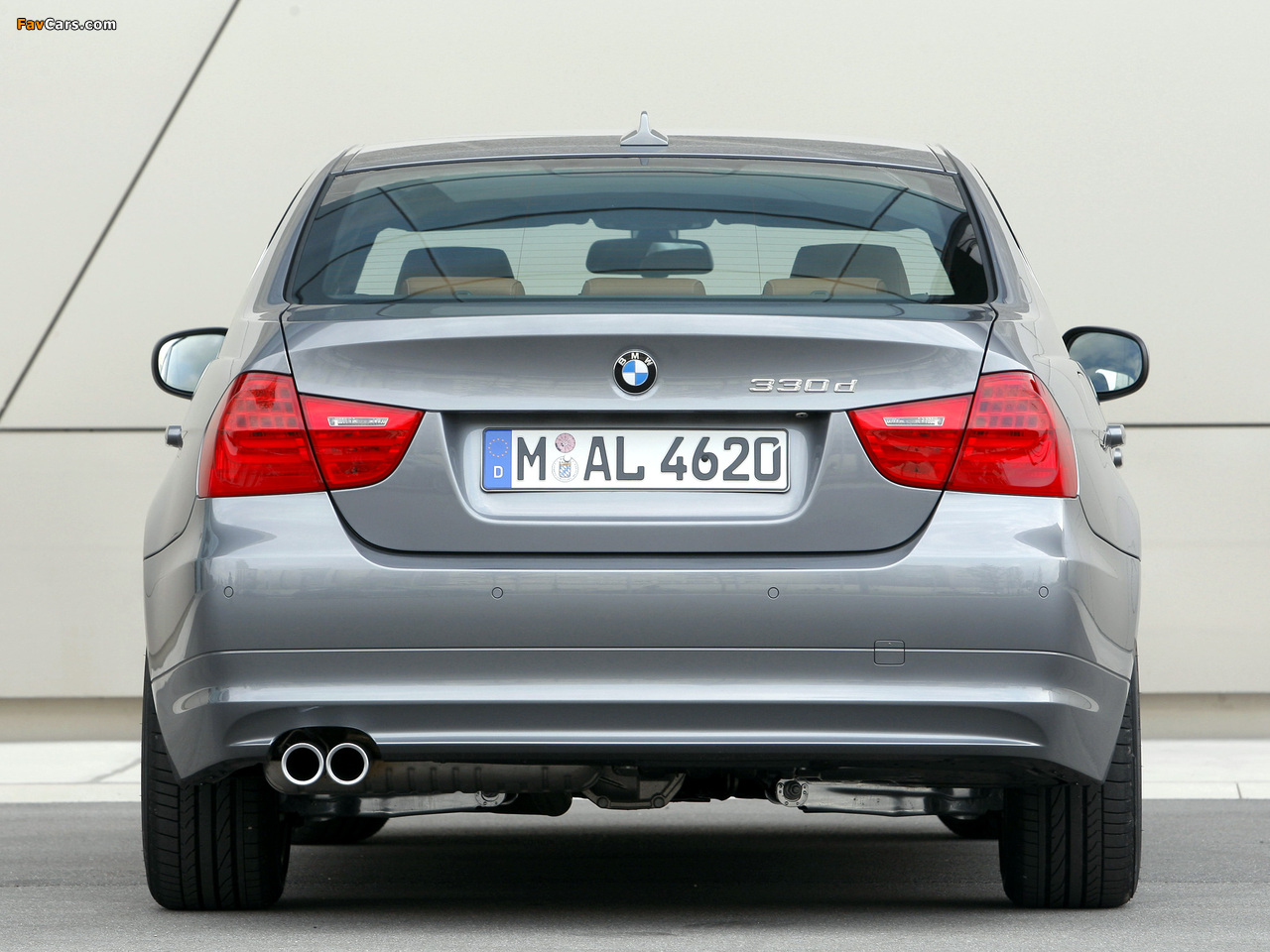 Photos of BMW 330d Sedan (E90) 2008–11 (1280 x 960)