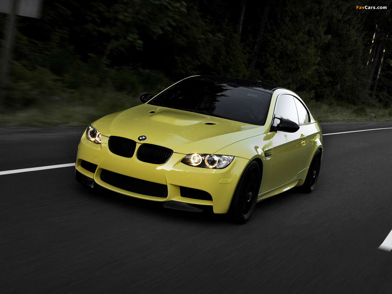 Photos of IND BMW M3 Coupe (E92) 2009–10 (1280 x 960)