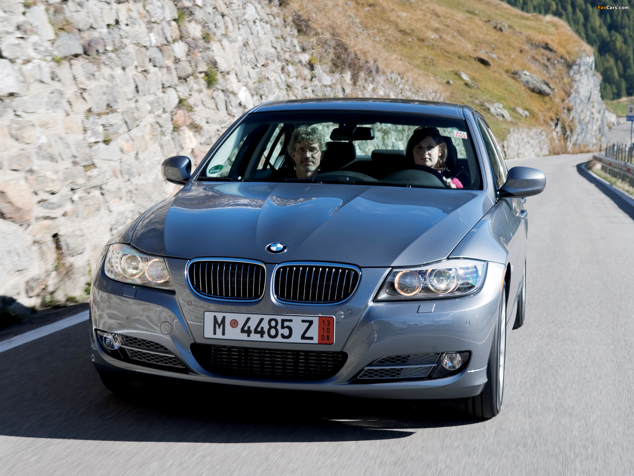 Photos of BMW 335d BluePerformance (E90) 2009–11 (2048 x 1536)
